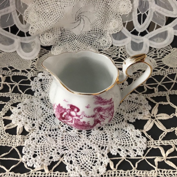 Fielder Keepsakes Pink Toile Creamer and Sugar - Picture 10 of 14